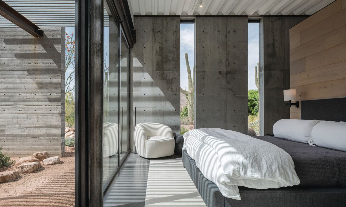 One of the twobedroom suites harmoniously integrates steel, concrete, glass and oak. PHOTOGRAPHED BY ROEHNER   RYAN