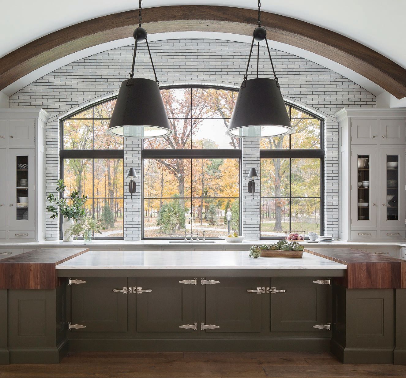 A Christopher Peacock kitchen is a standout moment in a stunning project by interior designer Jessie D. Miller CHRISTOPHER PEACOCK KITCHEN PHOTO BY MEGAN LORENZ