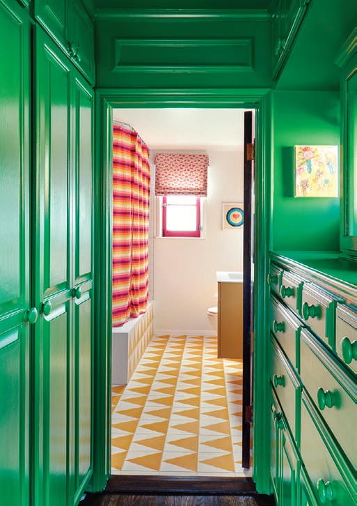 Benjamin Moore paint in Lawn Green transforms a dated closet Photographed by Trevor Tondro